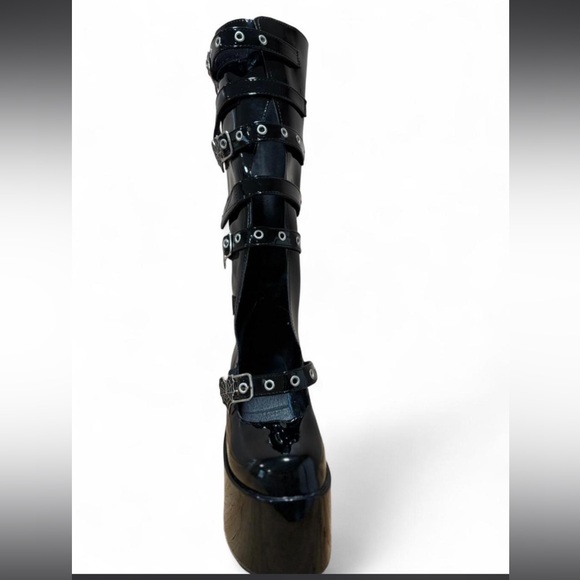 DOKIDOKI COSPLAY BOOTS SIZE 6 - Picture 5 of 7